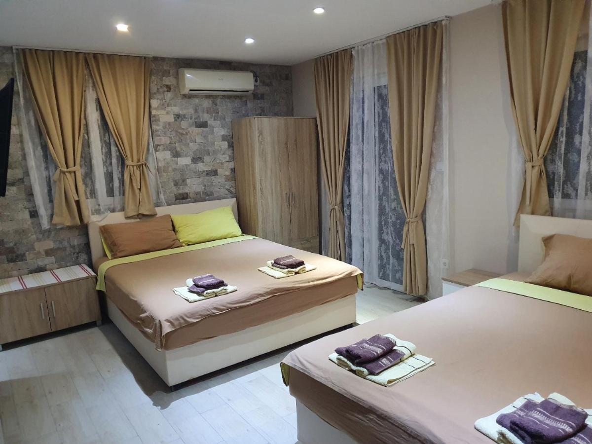 Apartments Tadic Petrovac Exterior photo