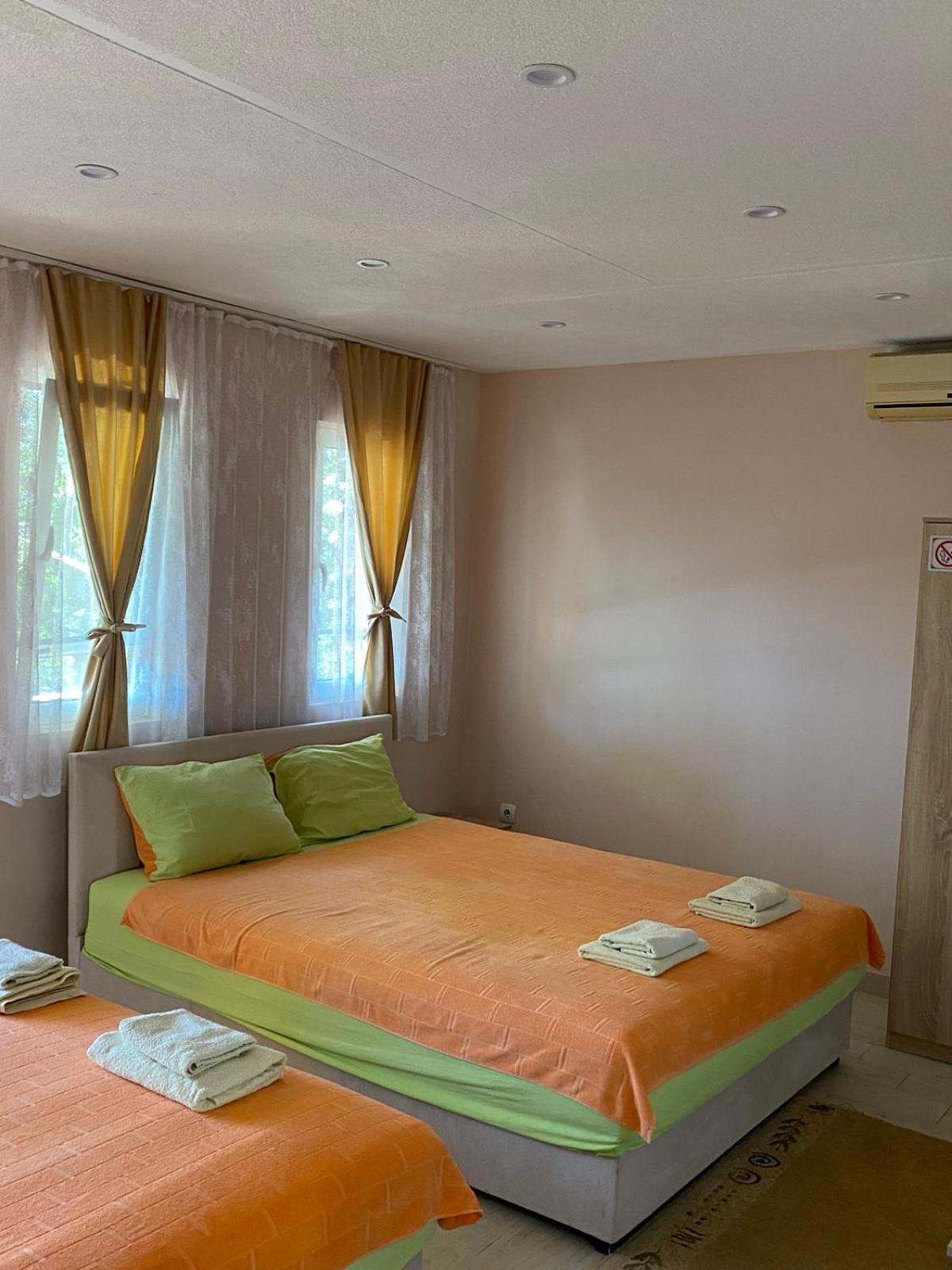 Apartments Tadic Petrovac Exterior photo