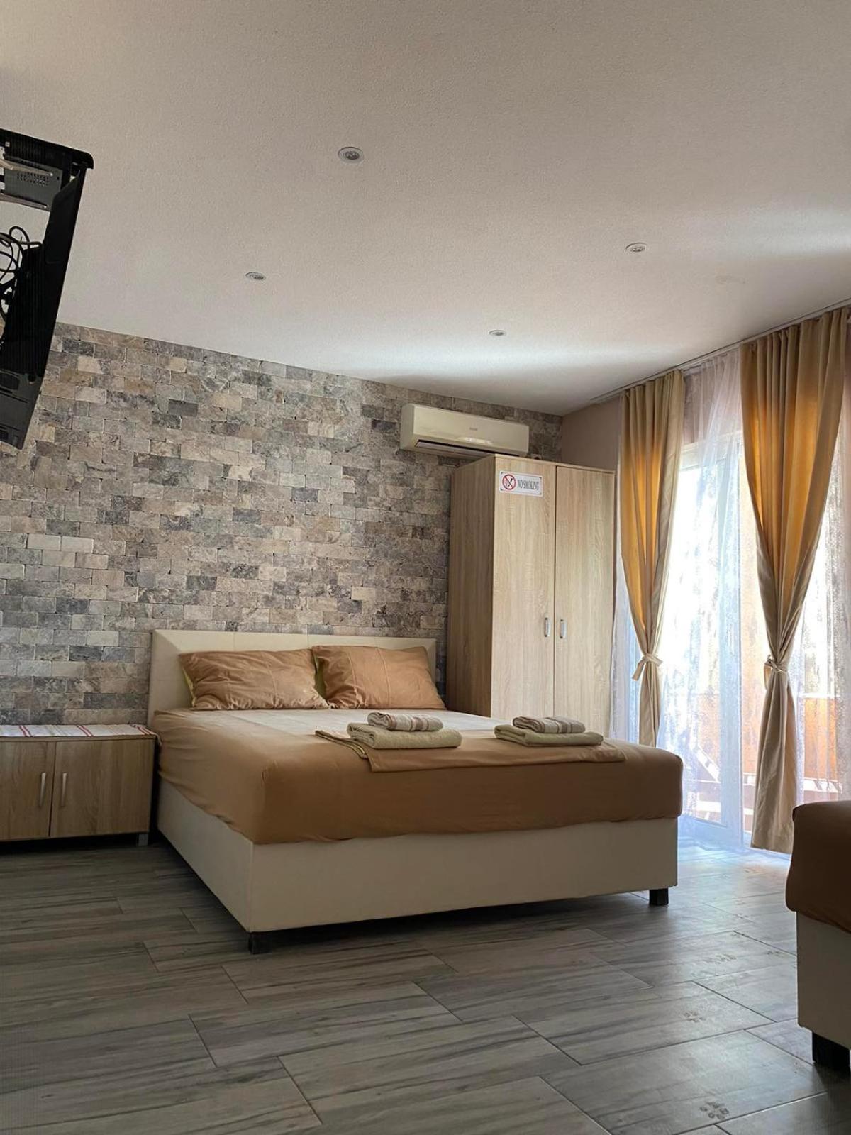 Apartments Tadic Petrovac Exterior photo